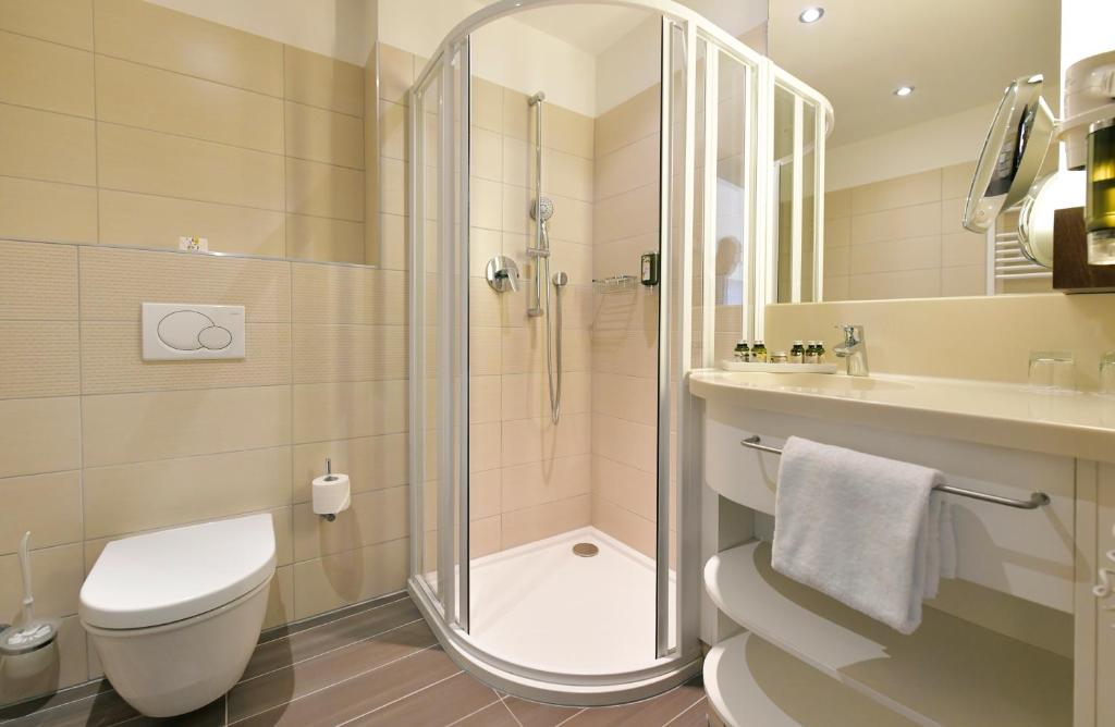 Koupelna v ubytování Seehotel Rust