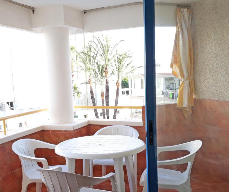 Apartamentos Gandía Valencia 3000, Gandía – Precios ...