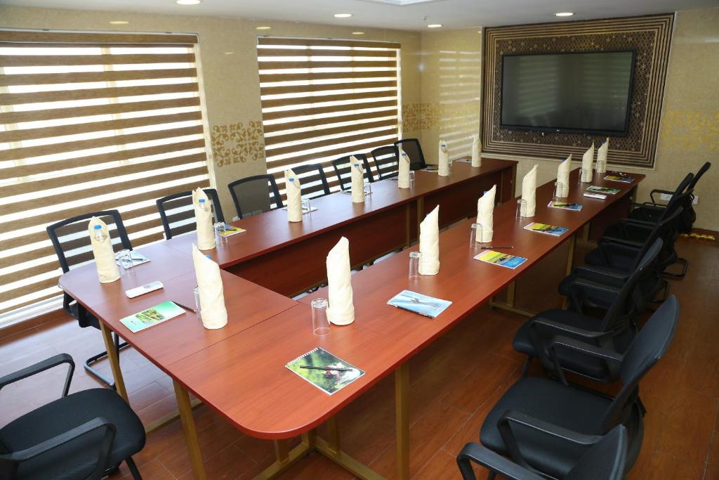 Konferenční prostory v ubytování Raaj Bhaavan Clarks Inn Chennai