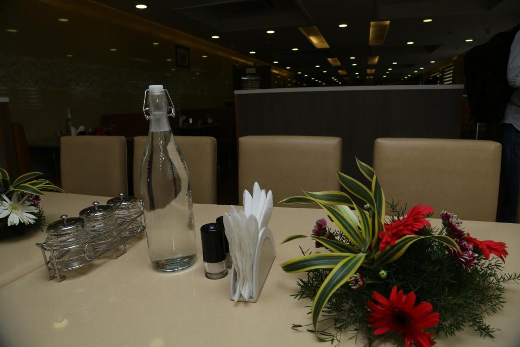 Nápoje v ubytování Raaj Bhaavan Clarks Inn Chennai