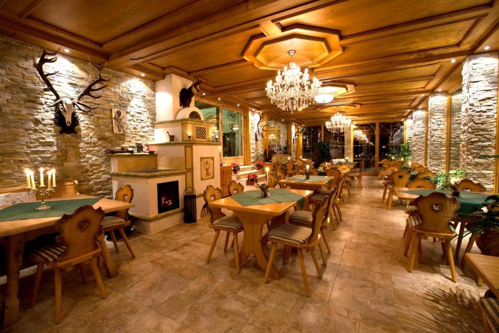 Een restaurant of ander eetgelegenheid bij Seehotel Hartung & Ferienappartements
