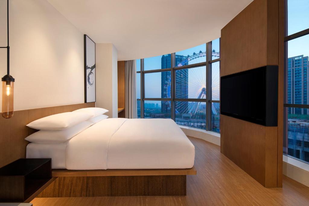 Fairfield by Marriott Chongqing Yongchuan - Modern King Room With View
