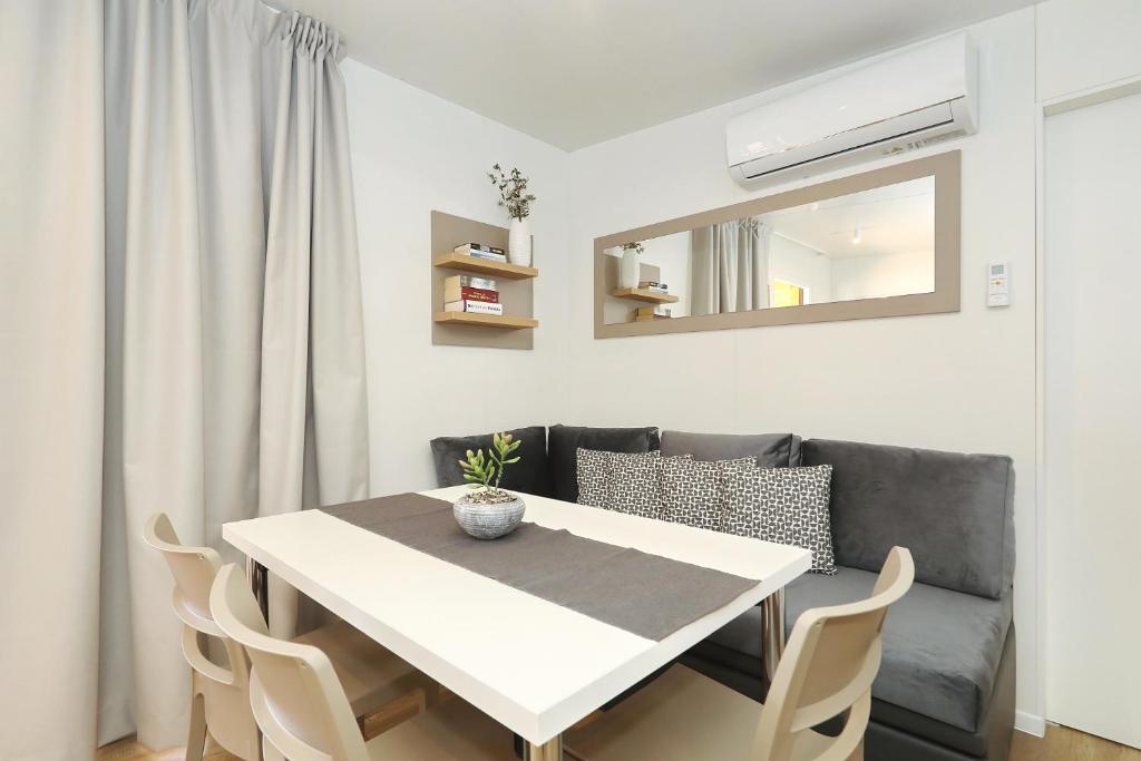 Camping Park Soline Mobile homes - Golden De Lux Family 移动房屋