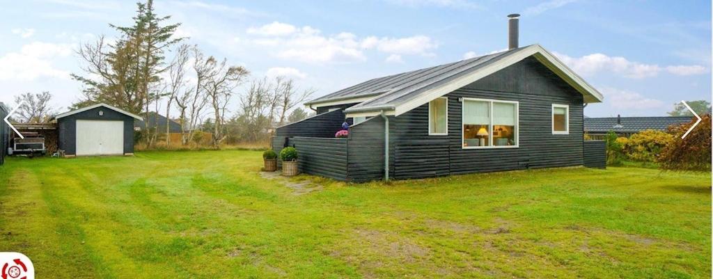 Sommerhus i Blokhus helt tæt på by og strand - Housity