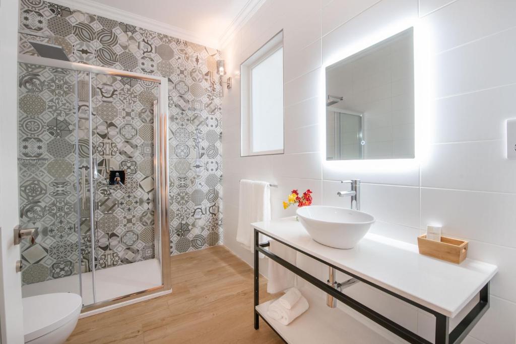 Georges Boutique Living - 4