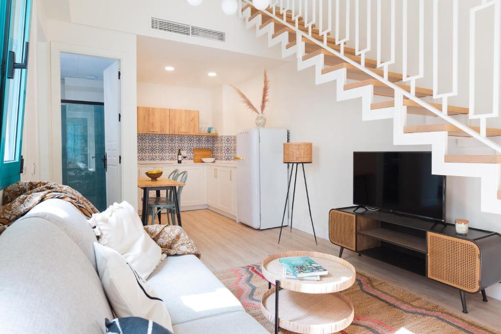 Atenea Malaga Apartments - 