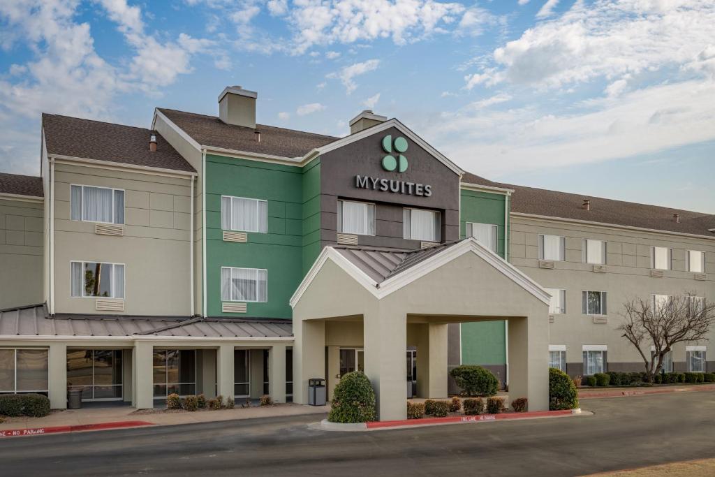 an image of an inns of commerce building at MySuites Lawton in Lawton