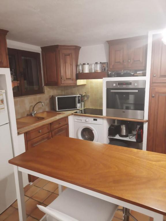 A cozinha ou cozinha compacta de Appartement Alpes Maritimes