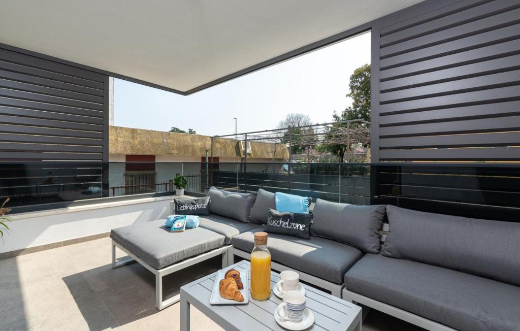 Χώρος καθιστικού στο Apartment Barbara, 300m from the sea