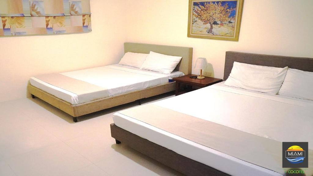 Miami Heat Beach Resort - Premium Quadruple Room