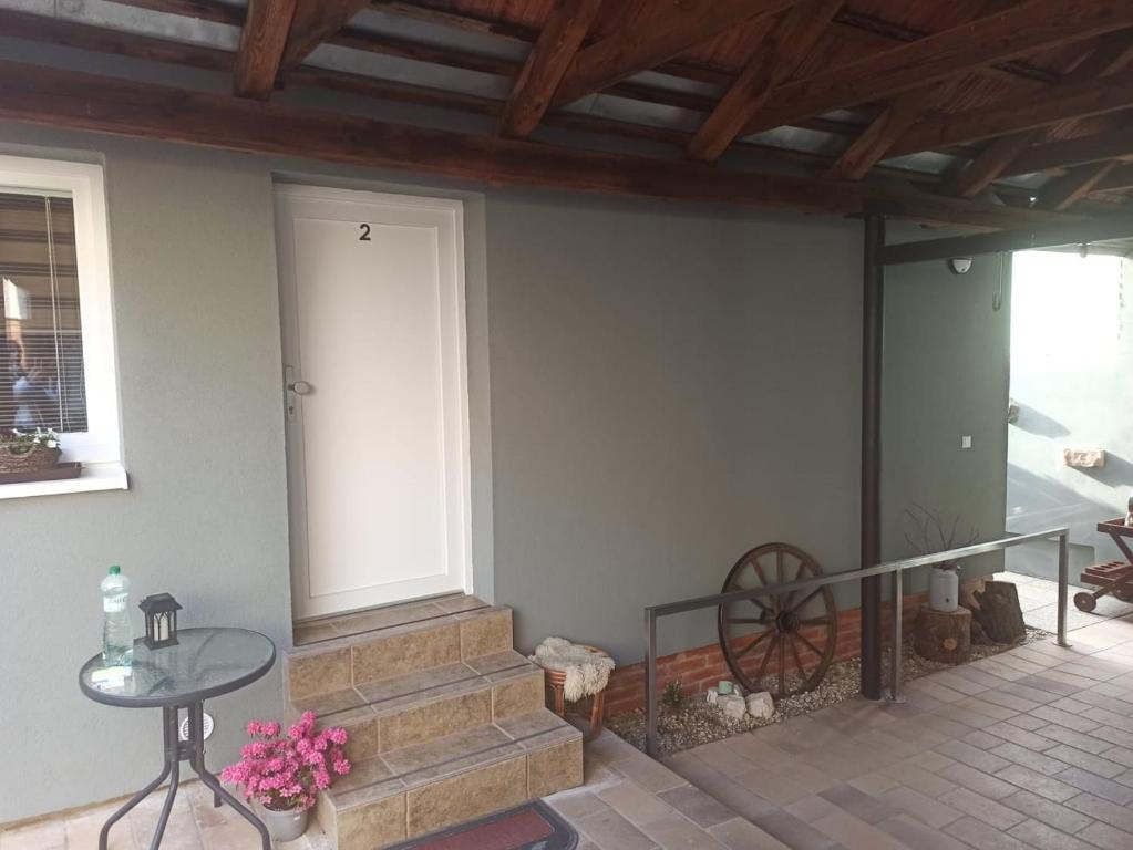 Balkón nebo terasa v ubytování Ubytování 121 - Hlohovec
