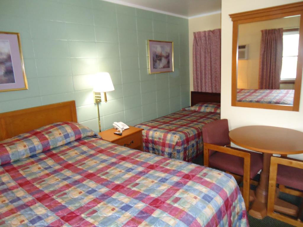 Tower Motel - 