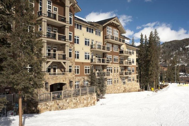 River Run Village, 2 Bed Condo at Lone Eagle Lodge, Skiin Skiout