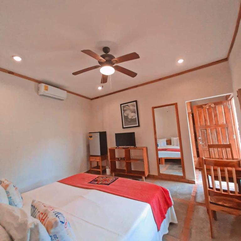 Postel nebo postele na pokoji v ubytování Hotel Santa Catalina Panamá