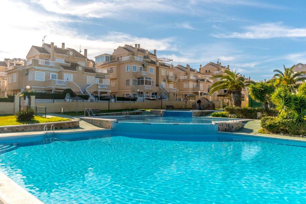 HE Pueblo Marino, Torrevieja – Updated 2023 Prices