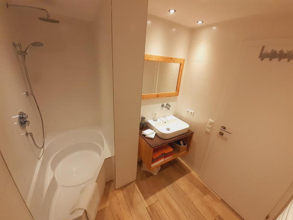 Koupelna v ubytování Apartmenthaus AMELIE