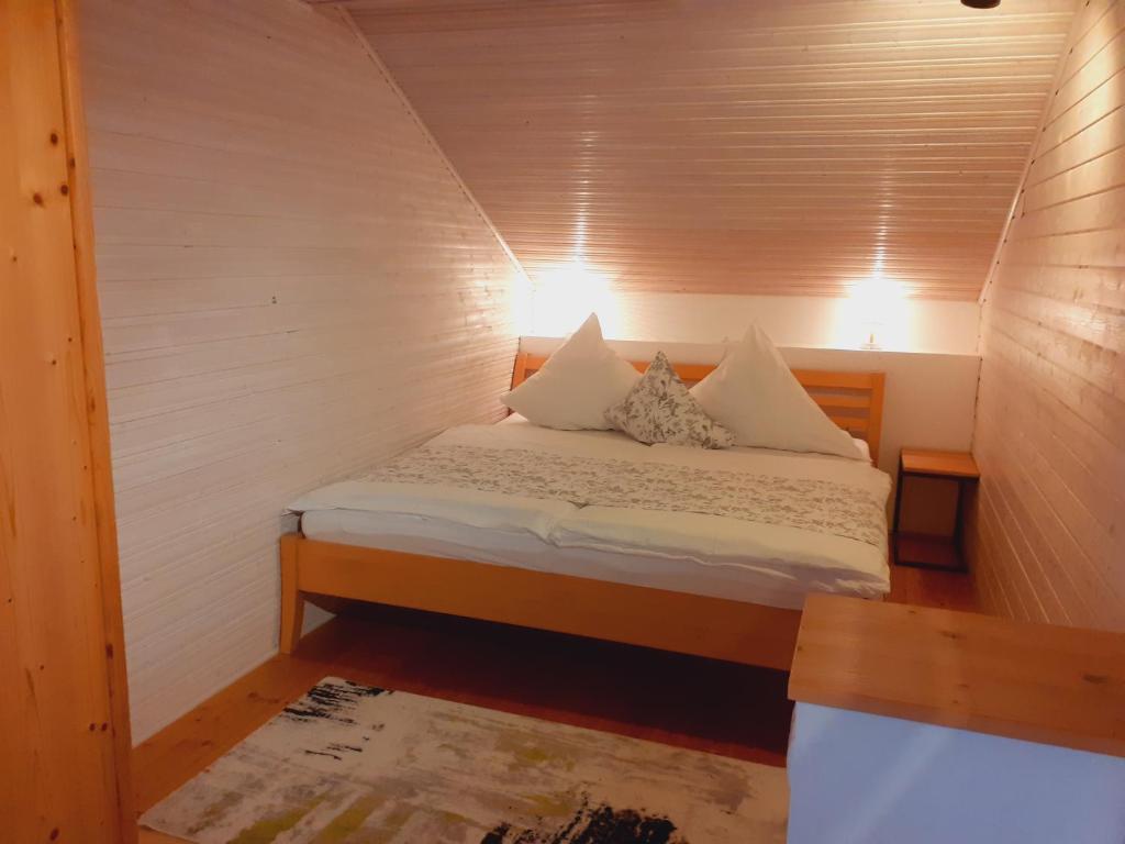 Postel nebo postele na pokoji v ubytování Apartmenthaus AMELIE