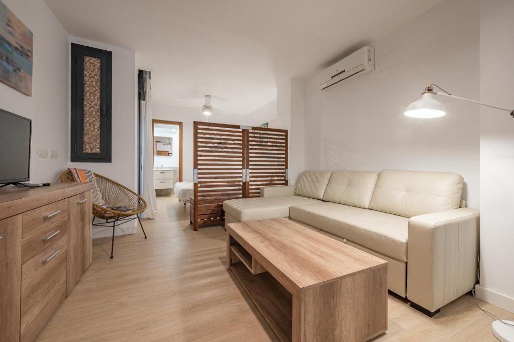Telewizja i/lub zestaw kina domowego w obiekcie Suite Homes Parras duplex