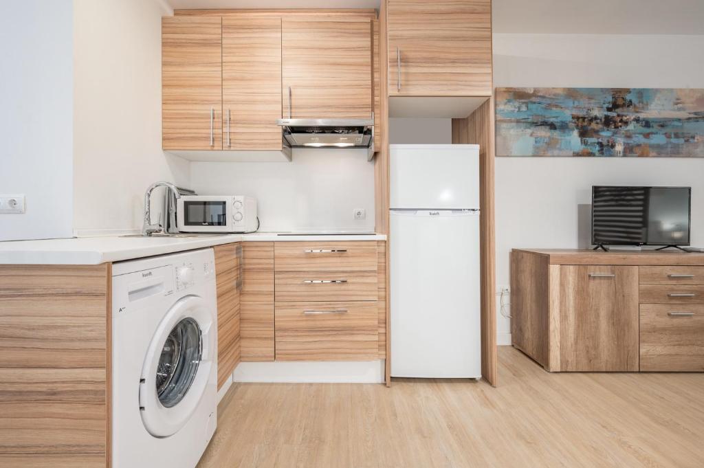 Kuchnia lub aneks kuchenny w obiekcie Suite Homes Parras duplex