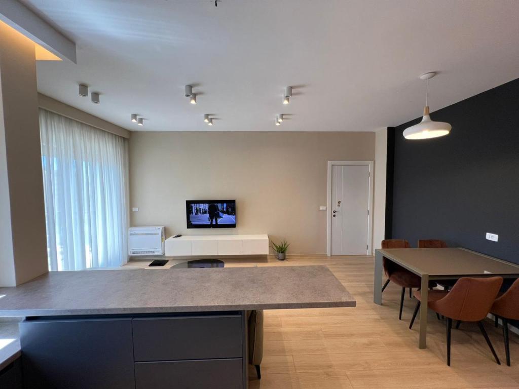 Tirana Mozart Apartment - Imazhi 5