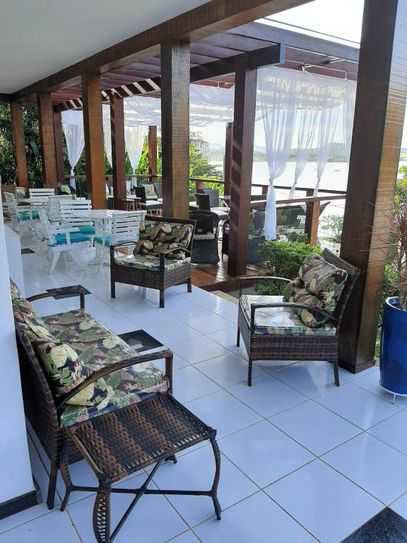 Posezení v ubytování Solarium de Escarpas Suítes