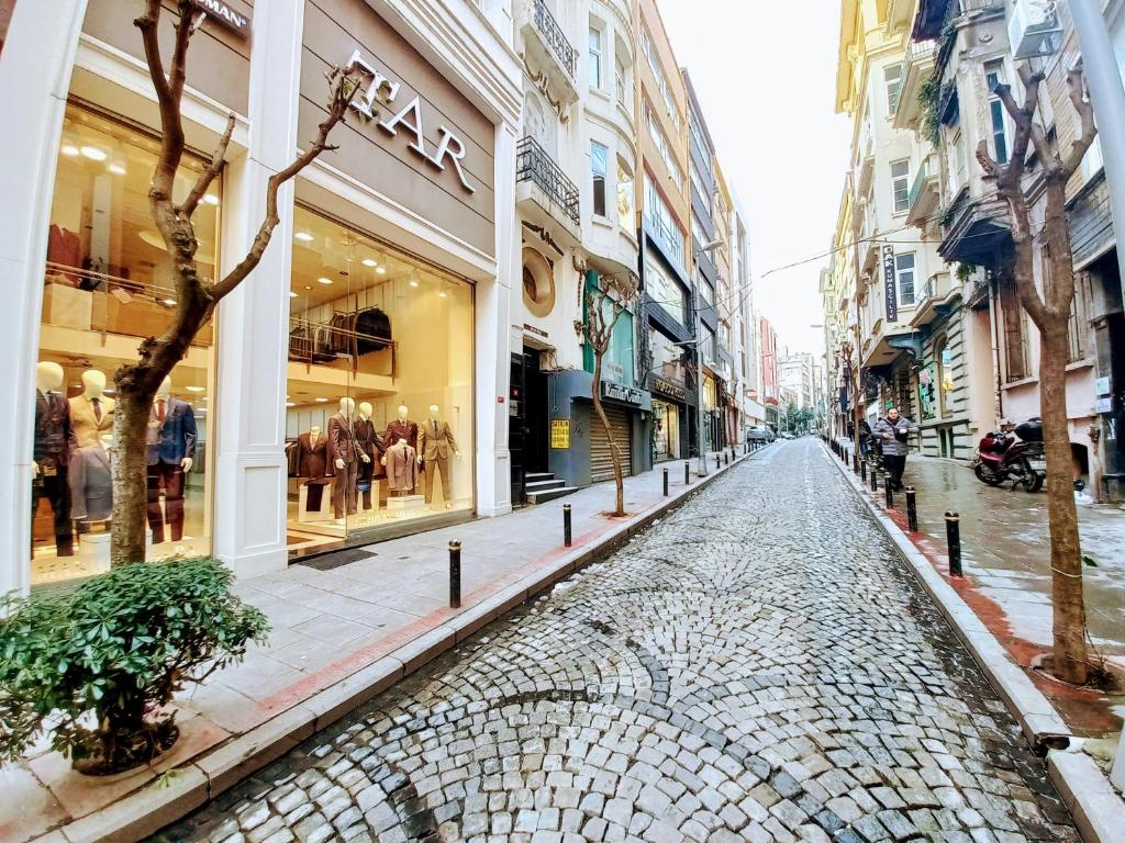nisantasi istanbul shopping street
