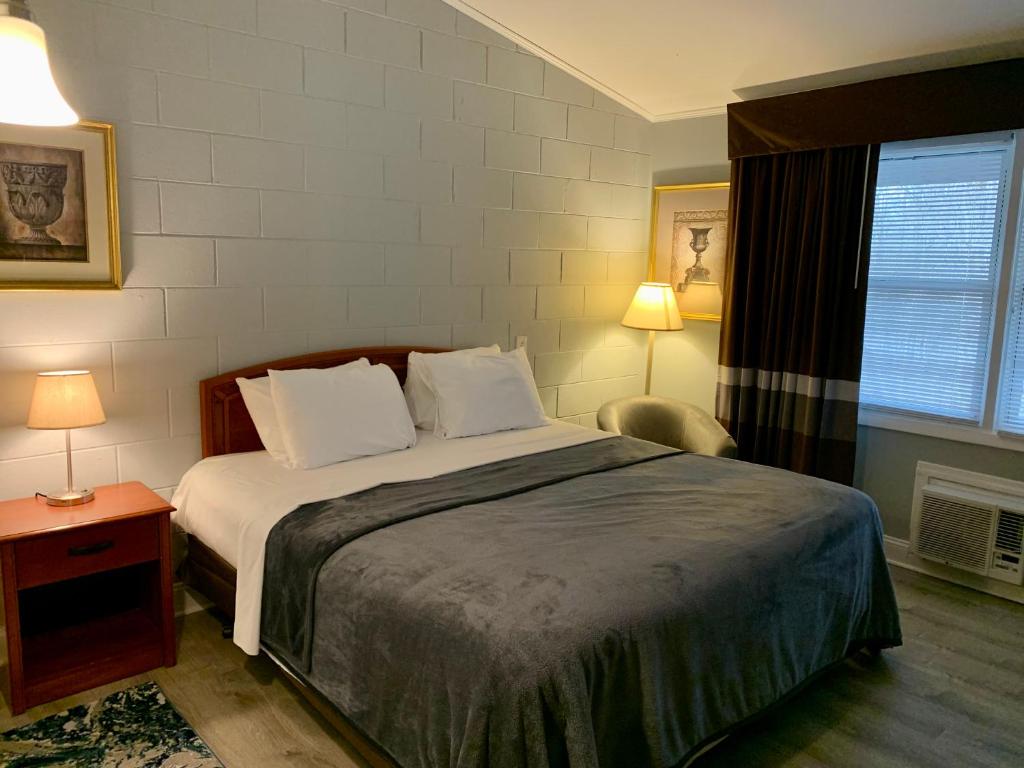 Katil atau katil-katil dalam bilik di Hill Top Motel