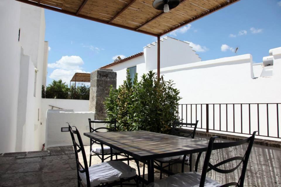 A balcony or terrace at Dimora Da Tito - La Corte dei Colori