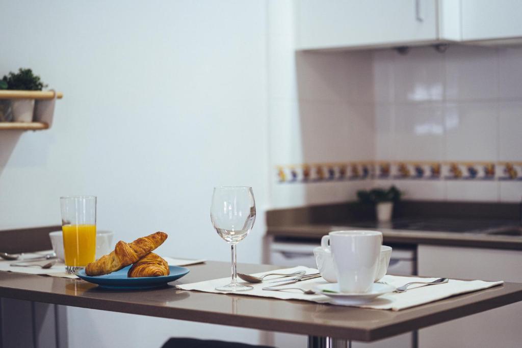 A kitchen or kitchenette at Blue Coast