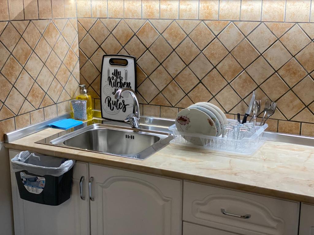 Lucas Apartment 2 - Image 11