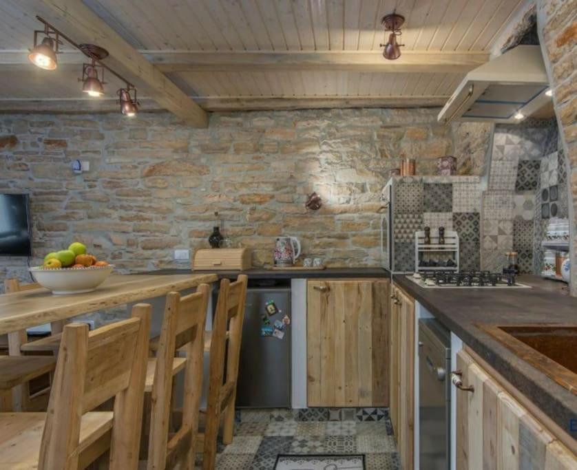 Kuchyň nebo kuchyňský kout v ubytování Vila Tilia