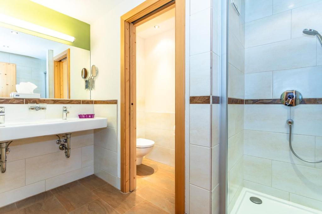 Koupelna v ubytování Brandstatthof Leogang