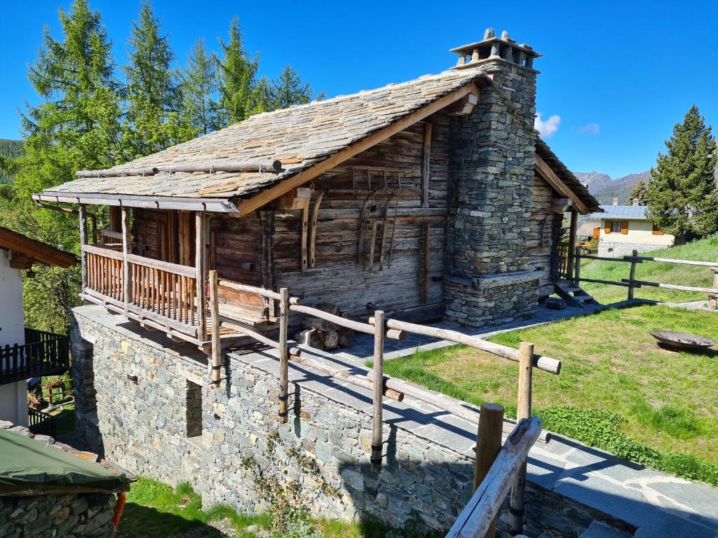 Chalet Liussel, Chamois – Updated 2022 Prices