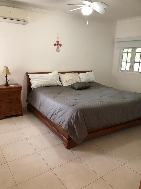 Postel nebo postele na pokoji v ubytování Casa Duplex Privada con Piscina