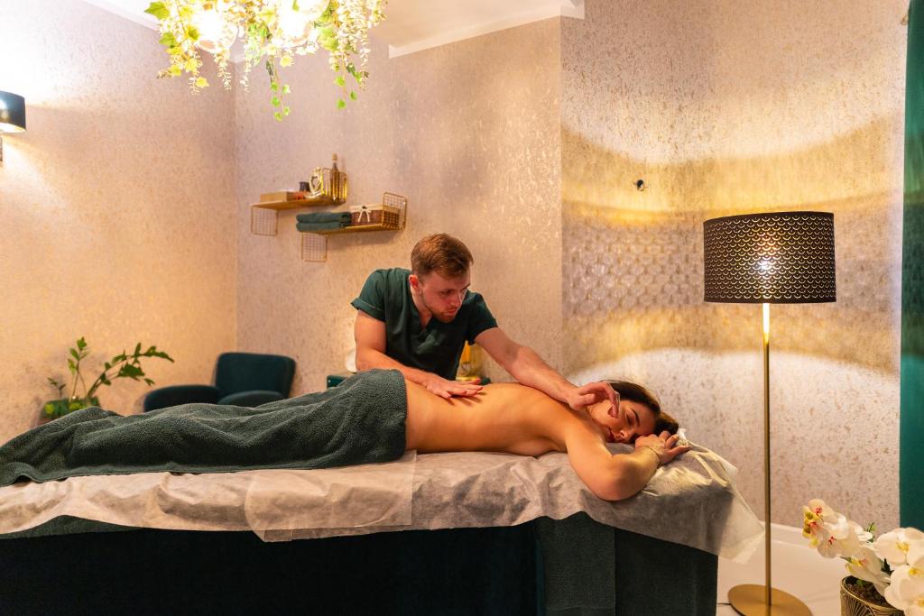 Hostia v ubytovaní Hotel Verde Montana Wellness & Spa