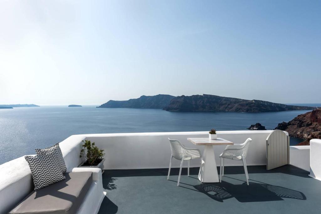 La Perla Villas and Suites - Adults Only - 5