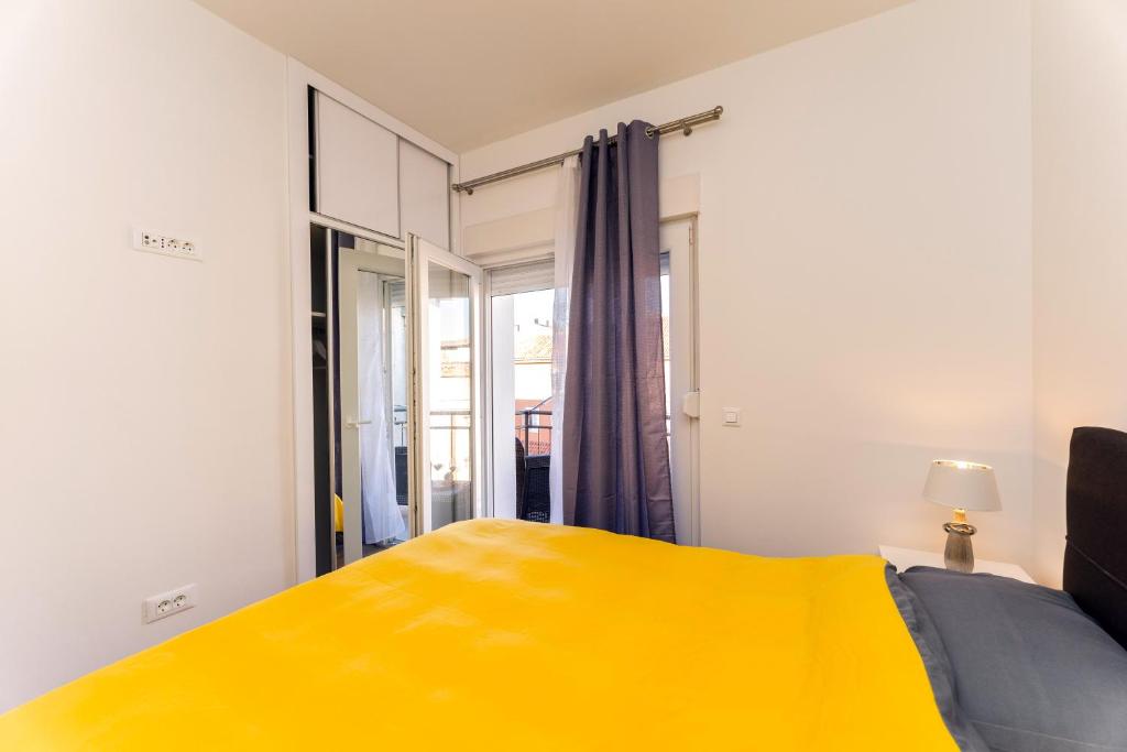 Postel nebo postele na pokoji v ubytování LUXURY APARTMENT ZADAR OLD CITy