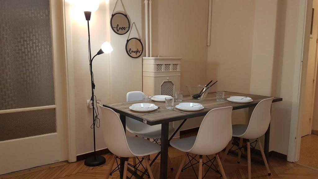 Fotografia z galérie ubytovania Coral Athens Centrer - 3,5 BD , 2 BATH v Aténach
