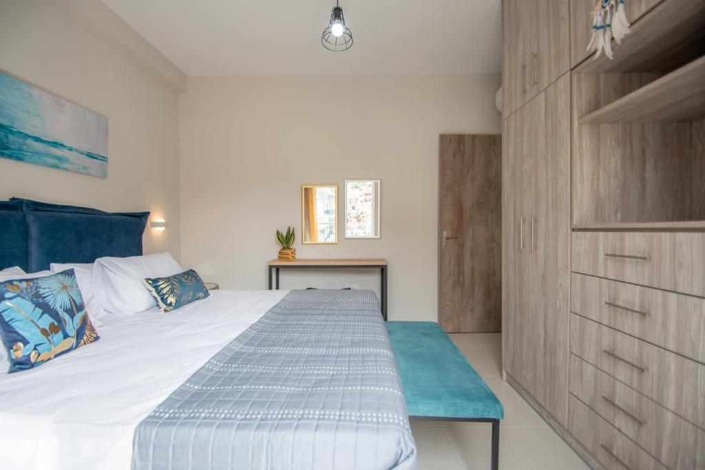 Postel nebo postele na pokoji v ubytování Alcmene Lux Apartment by "elite"