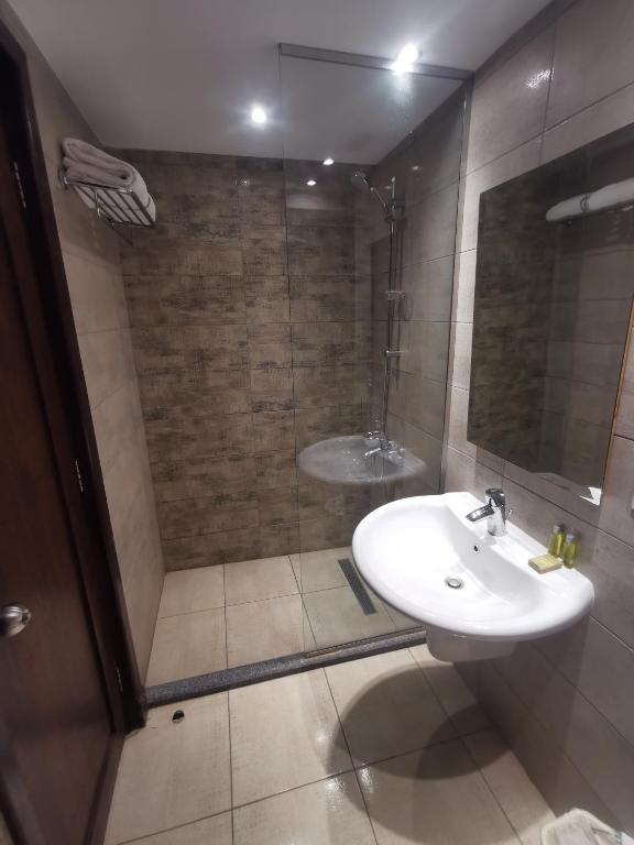 Green Plaza Inn - Triple Room