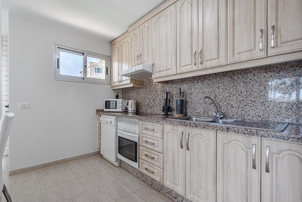Kuchyň nebo kuchyňský kout v ubytování Apartment in Cañadas Golf del Sur