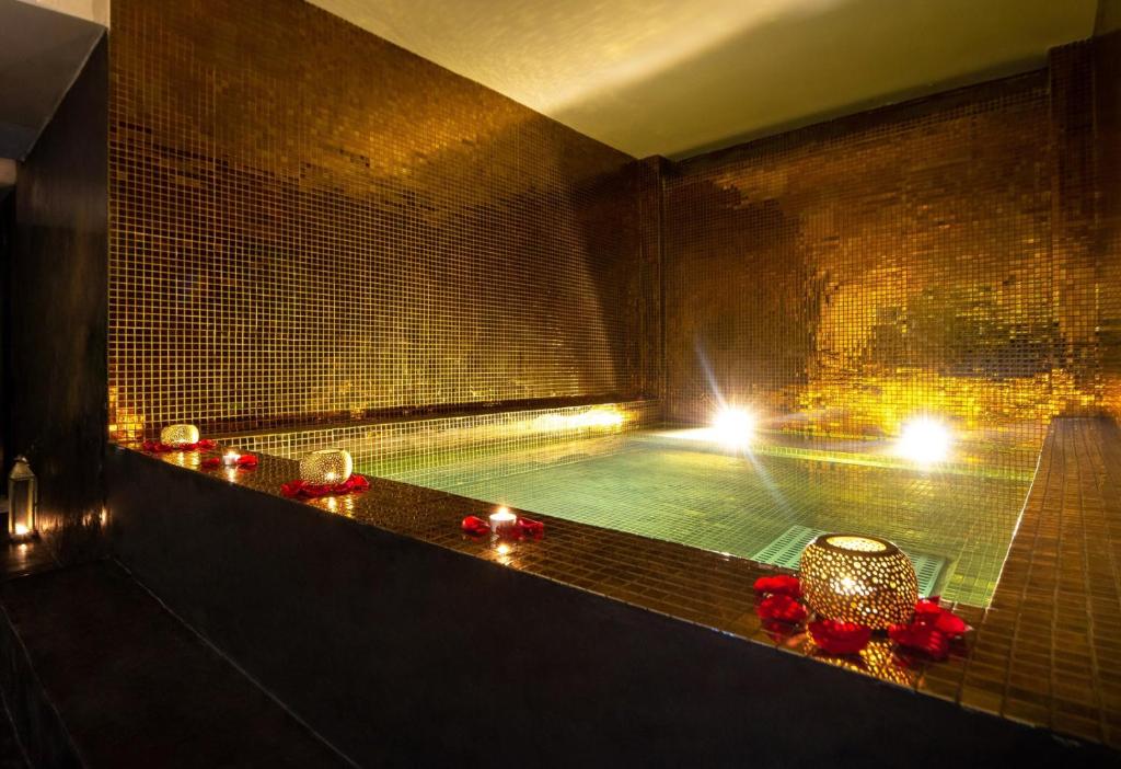 Bazén v ubytování Riad Elisa & Spa nebo v jeho okolí