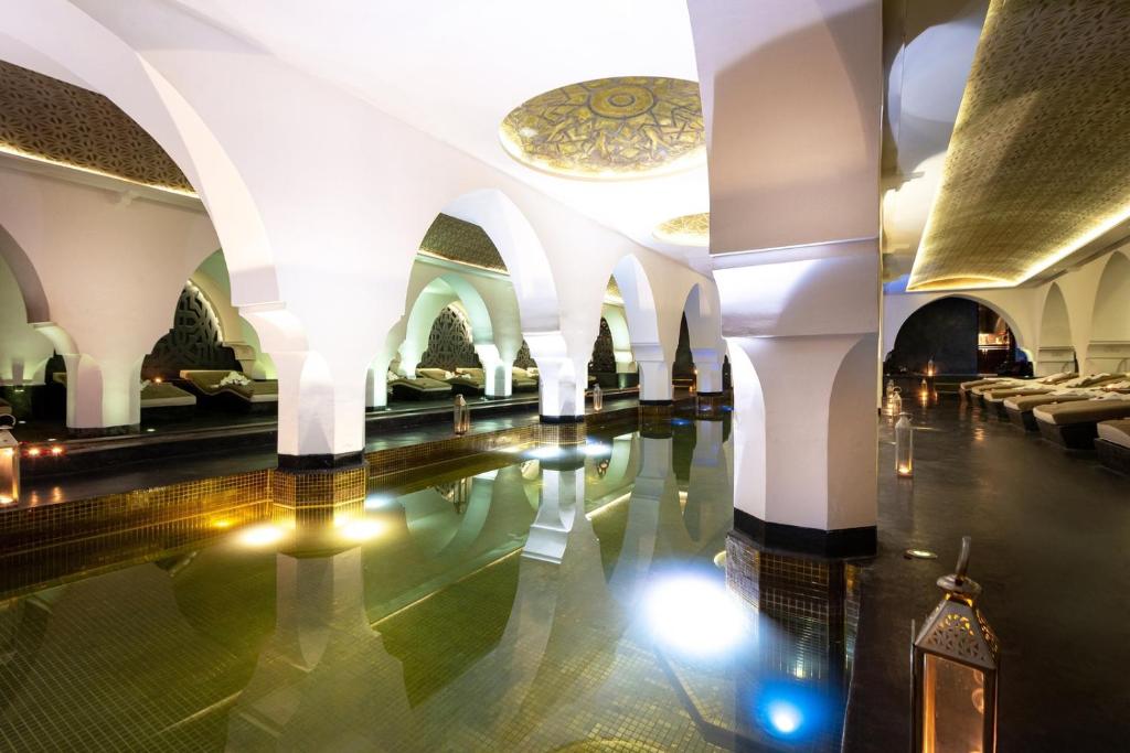 Bazén v ubytování Riad Elisa & Spa nebo v jeho okolí