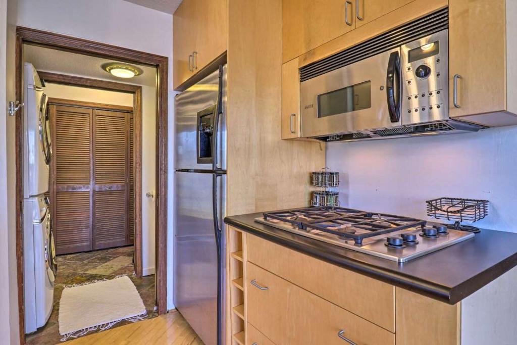 Studio Apartment with Kitchen VERY close to WCU - non smoking & no pets photo