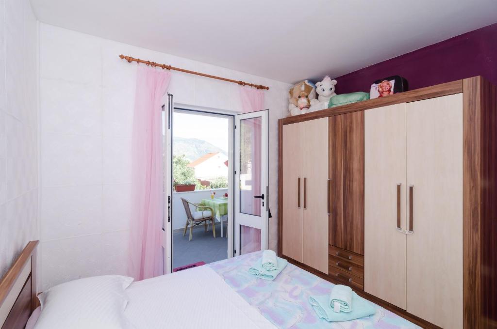 Posteľ alebo postele v izbe v ubytovaní Leo's Room