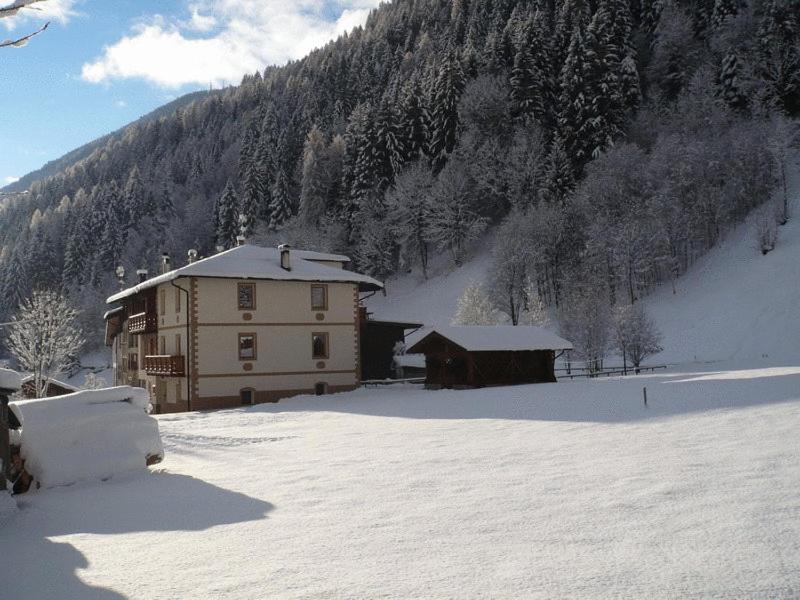 Obiekt B&B Il Sorriso Dei Nonni zimą