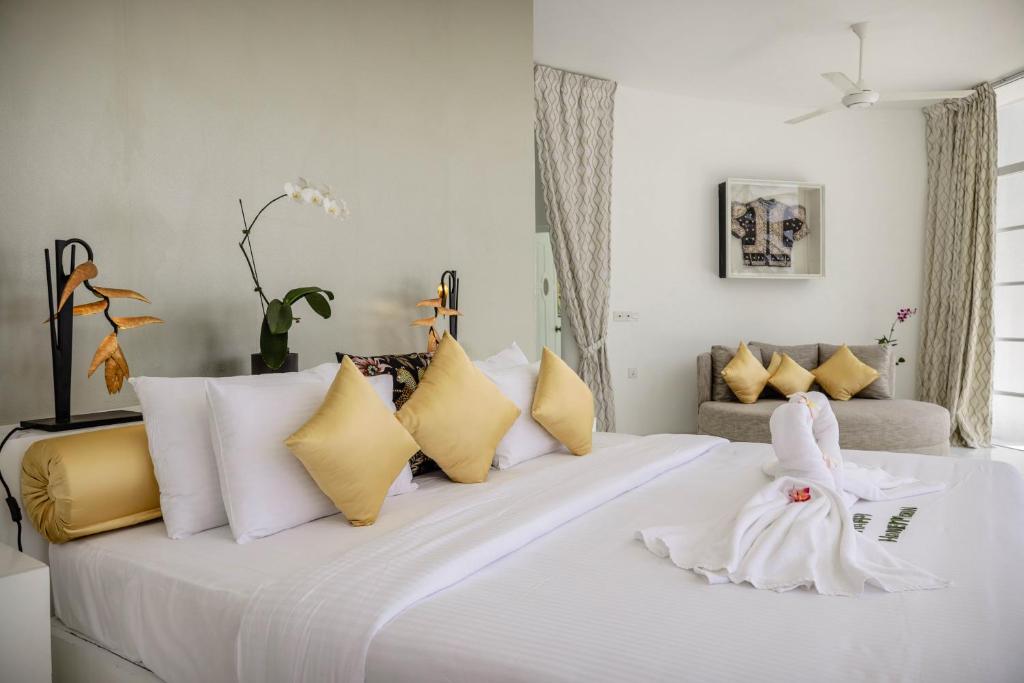 The Flame Tree Estate & Hotel - 3