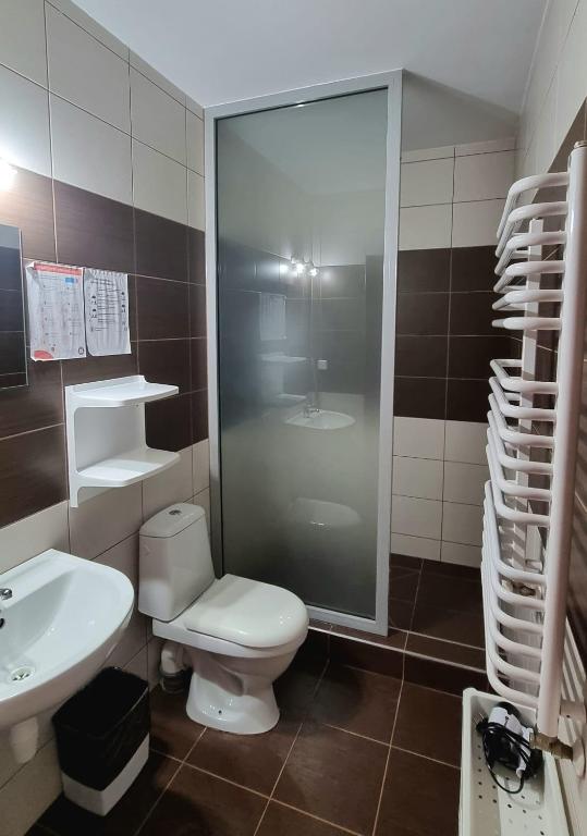 Kúpeľňa v ubytovaní Tasarz Spa Ośrodek Wczasowy