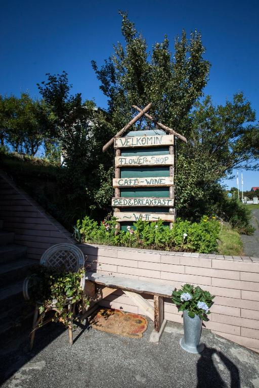 Jardín al aire libre en Blómasetrið Homestay