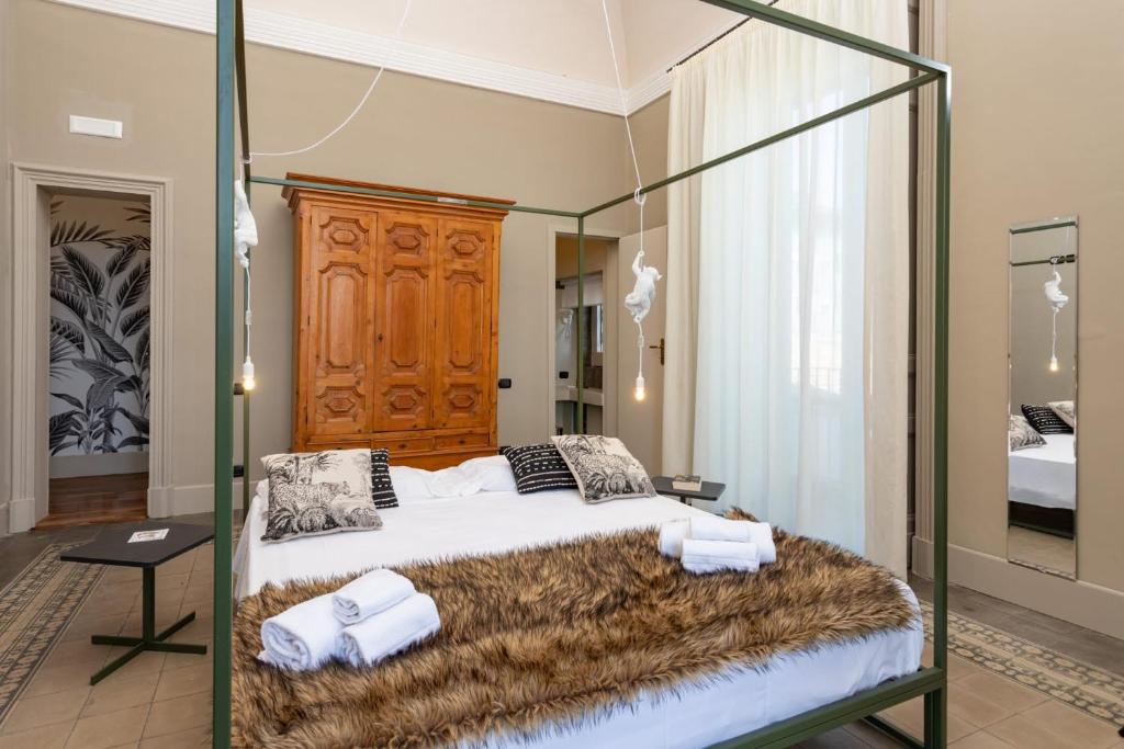 81 Suite and Breakfast - Deluxe Room